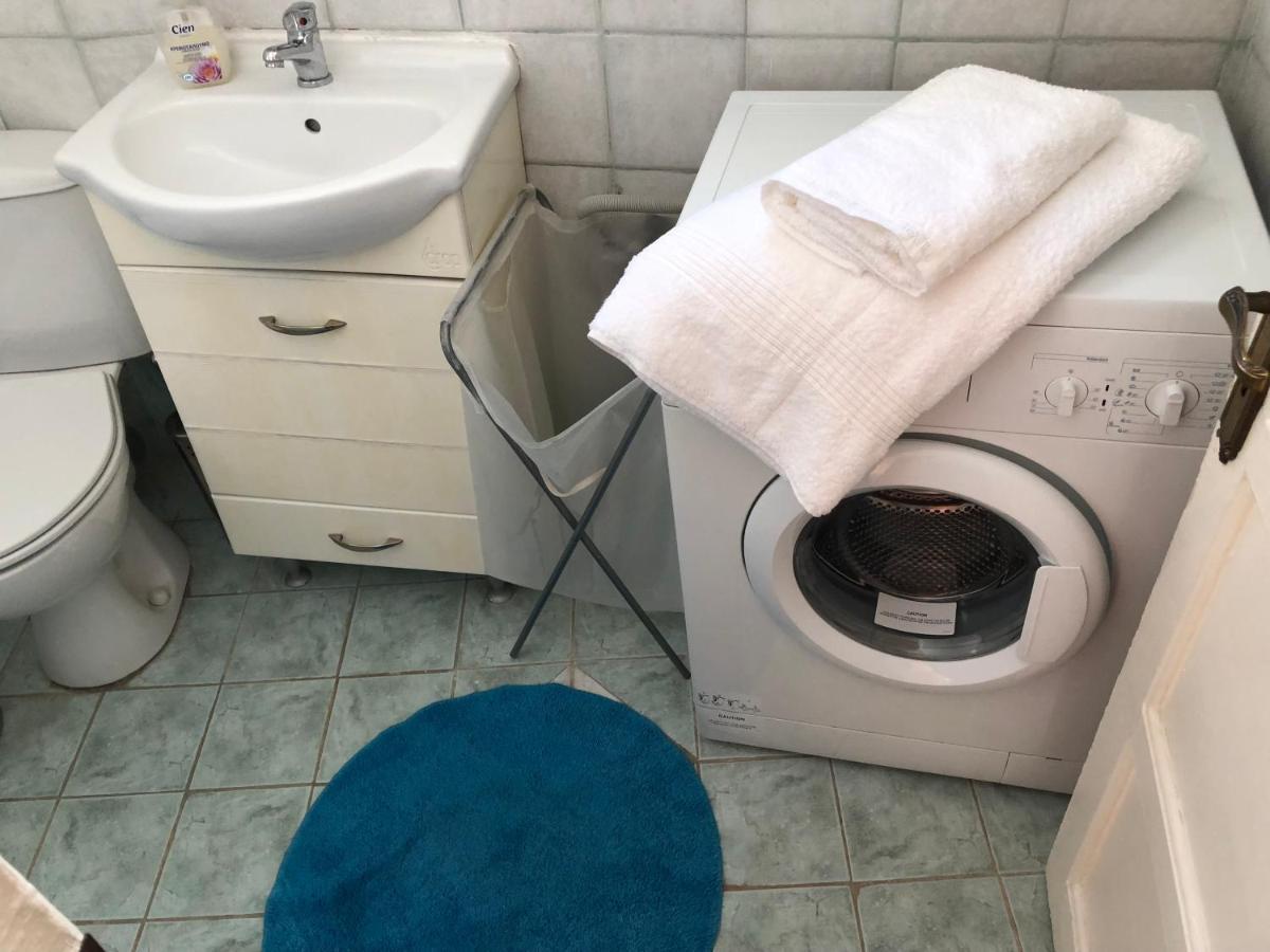 Martha IV Apartment Amaliada Екстериор снимка